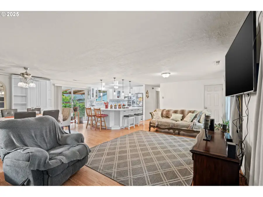 720 NE 124th Ave, Vancouver, WA 98684 - Image #3