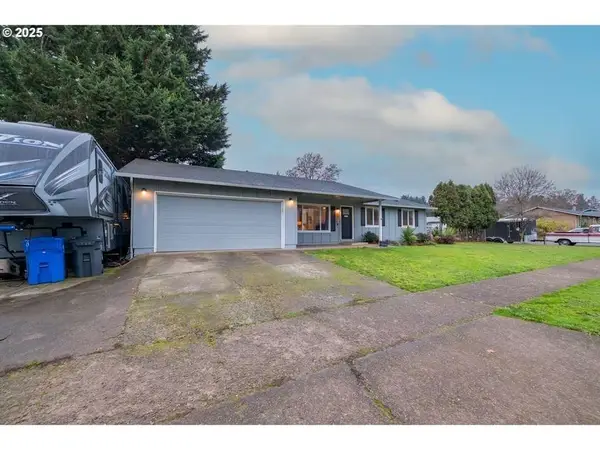 1394 Hayward St, Salem, OR 97306