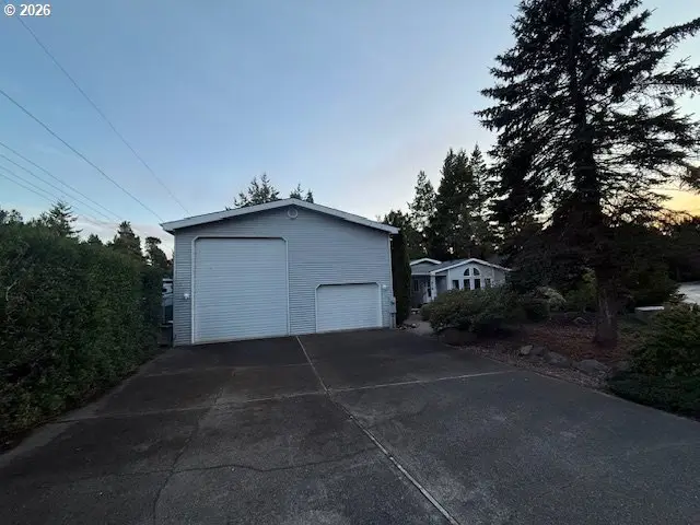 212 Munsel Creek Loop, Florence, OR 97439 - #2