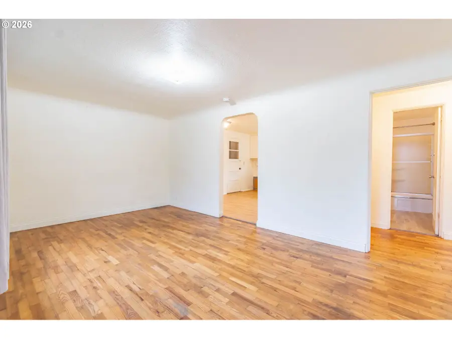 2749 Hilyard St, Eugene, OR 97405 - Image #3