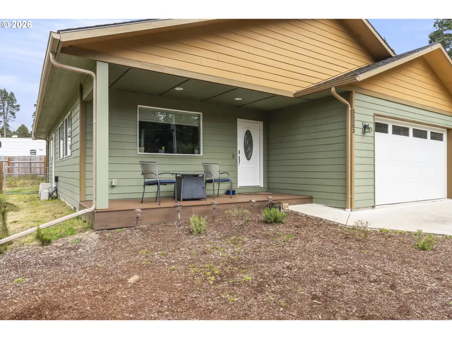 55503 Madrone Dr, Bandon, OR 97411 - #3