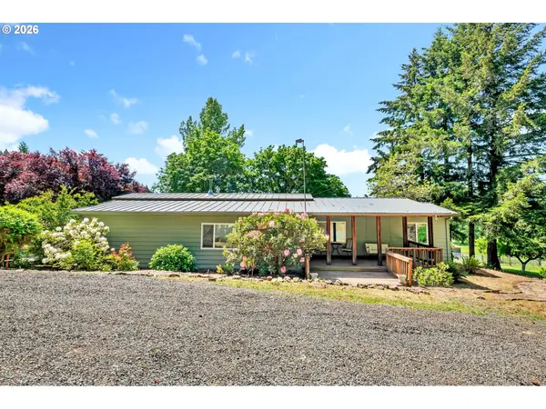 25014 Hall Rd, Cheshire, OR 97419