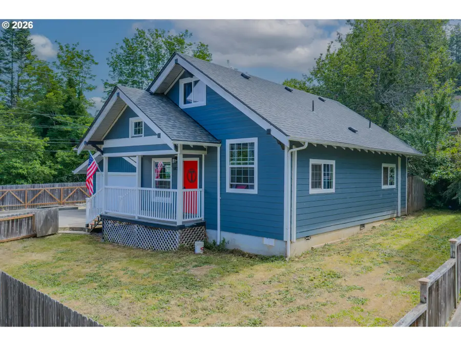 180 N Johnson St, Coquille, OR 97423 - #3