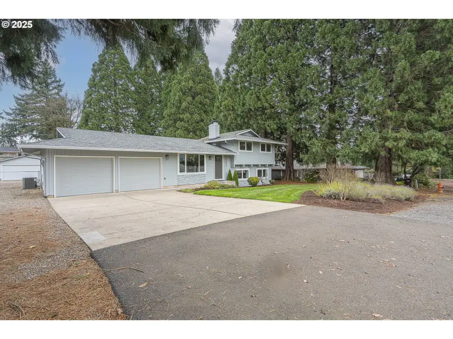 19446 Meyers Rd, Oregon City, OR 97045 - Image #2
