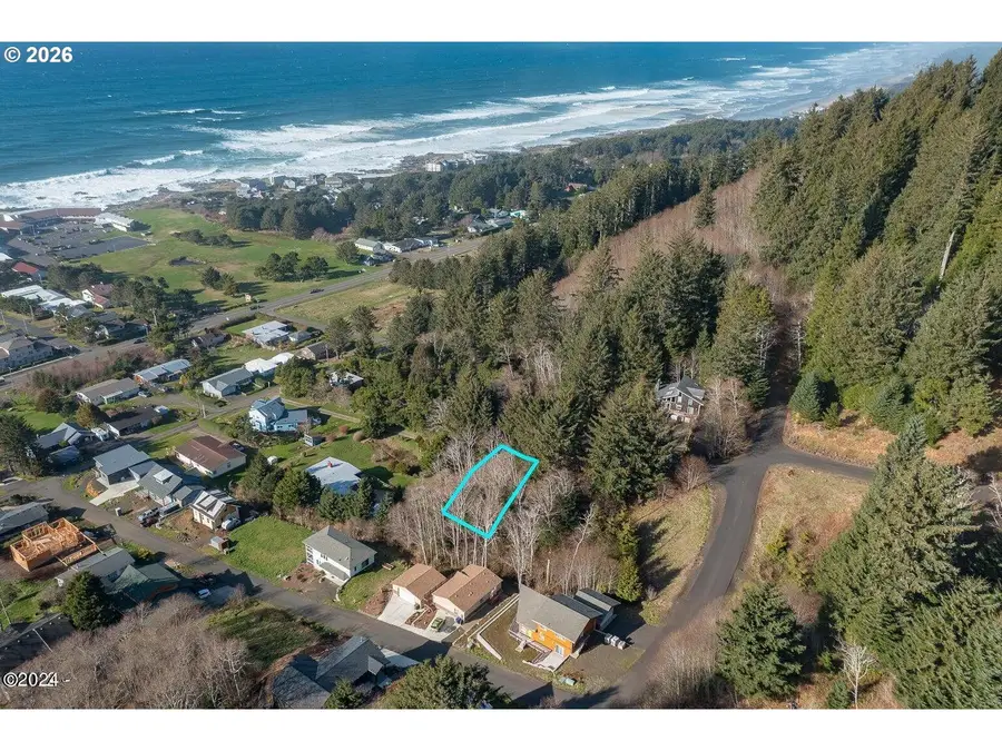 210 Chief Albert Dr, Yachats, OR 97498 - #2