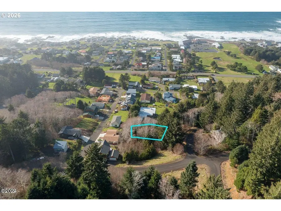 210 Chief Albert Dr, Yachats, OR 97498 - #3