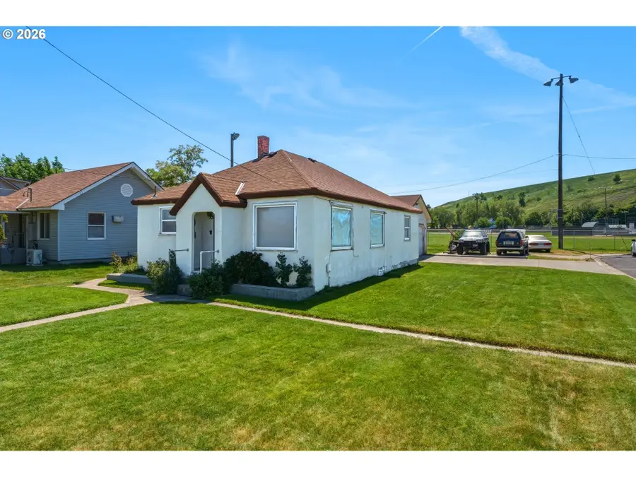 129 E Catherine Ave, Milton Freewater, OR 97862 - #3