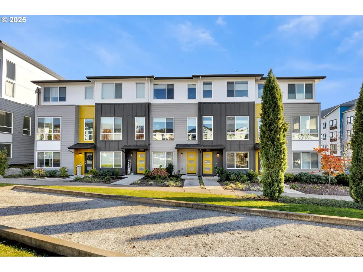 17238 SW Goldcrest Ln, Beaverton, OR 97007 - Image #1