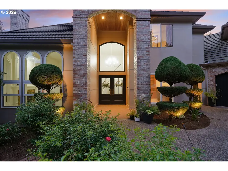 26500 SW Petes Mountain Rd, Northwest Clackamas, OR 97068 - #2