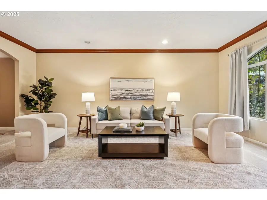 10114 SE Clatsop St, Portland, OR 97266 - Image #2