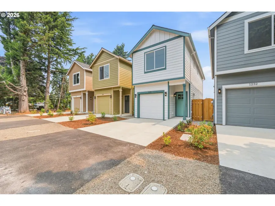 1228 SE 151 St Ave, Portland, OR 97233 - #3