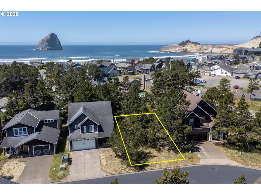 9500 Dory Pointe Loop #9500, Pacific City, OR 97135 - #2