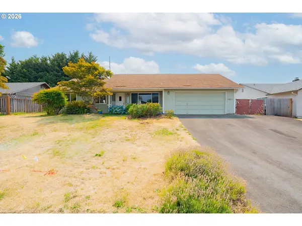 1803 NW 100th St, Vancouver, WA 98685