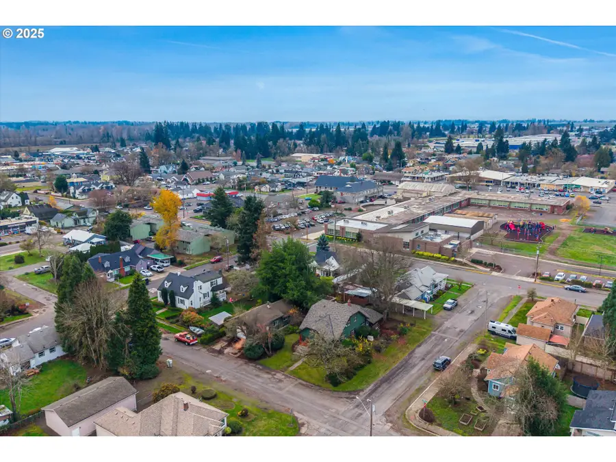 965 N 4th Ave, Stayton, OR 97383 - Image #2