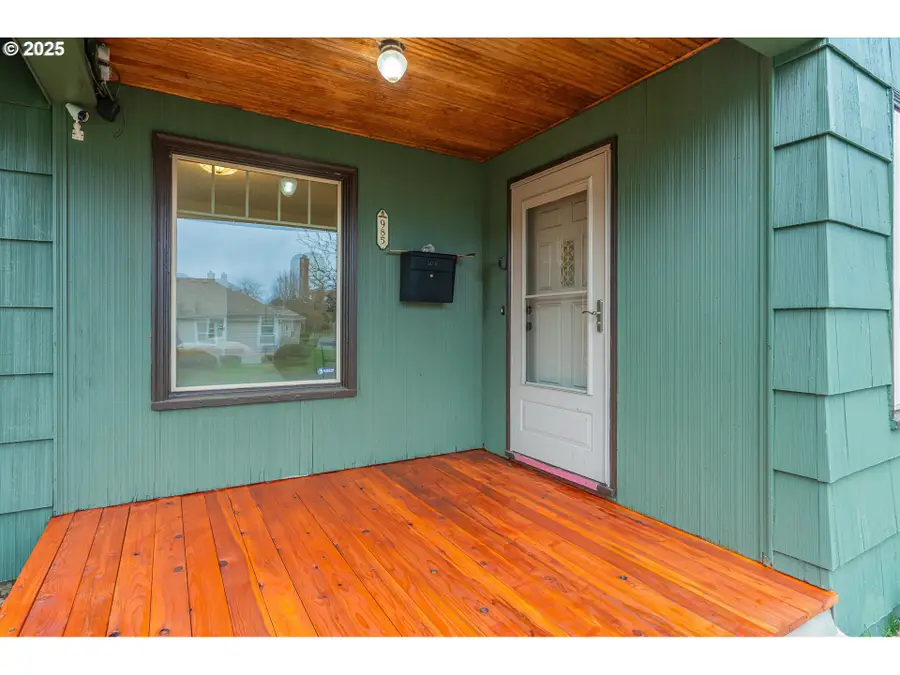 965 N 4th Ave, Stayton, OR 97383 - Image #3