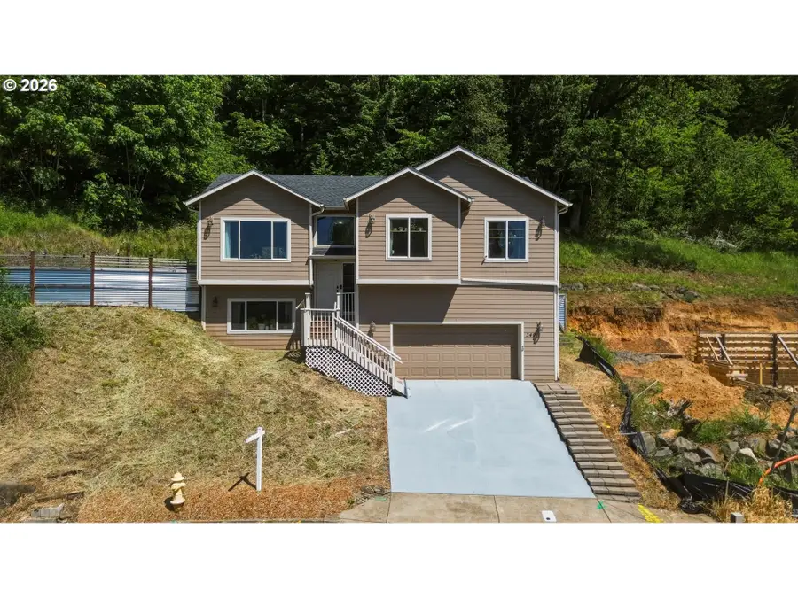 340 Kalapuya Way, Cottage Grove, OR 97424 - #3