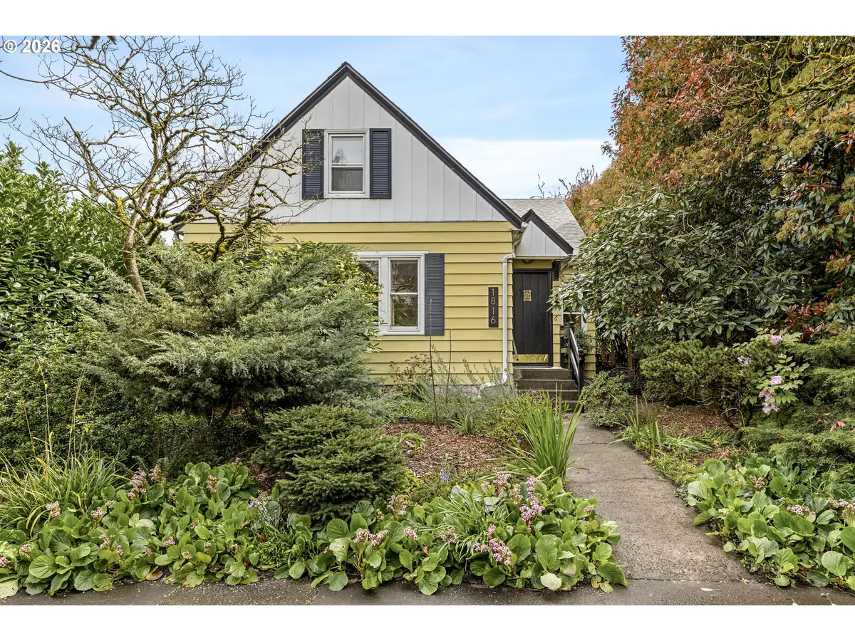 1816 SE 12th Ave, Portland, OR 97214 - #1