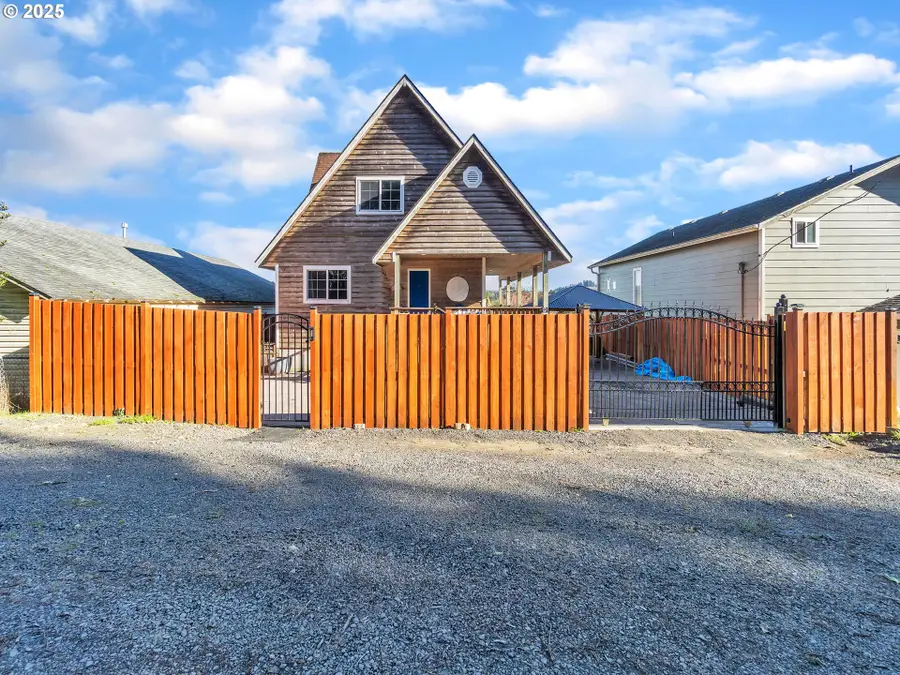 90589 Clark Rd, Warrenton, OR 97146 - #2