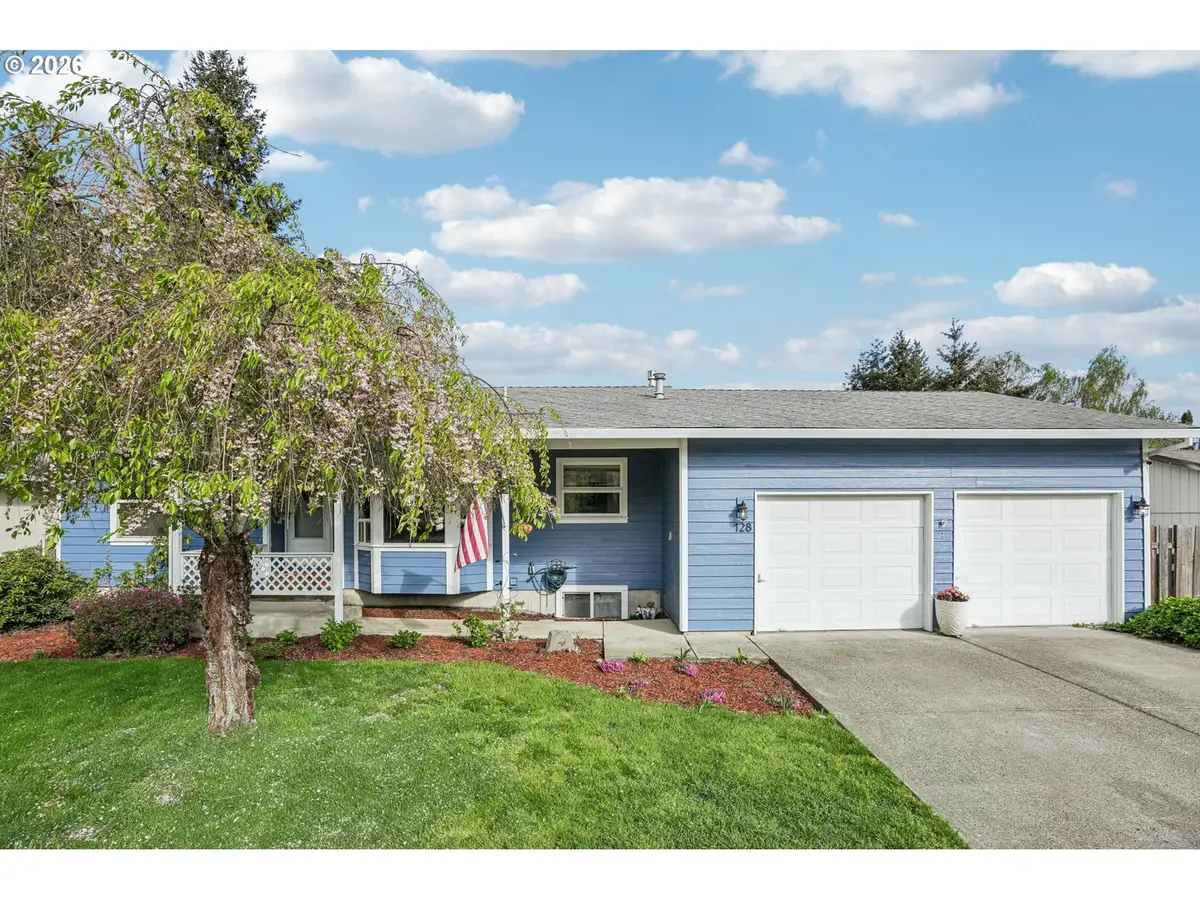 128 N 31st Ave, Cornelius, OR 97113 - #1