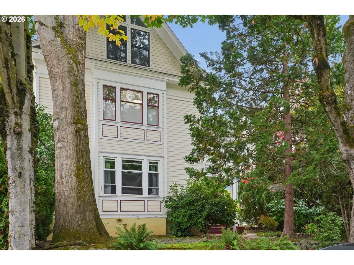 2358 NW Lovejoy St, Portland, OR 97210 - #1