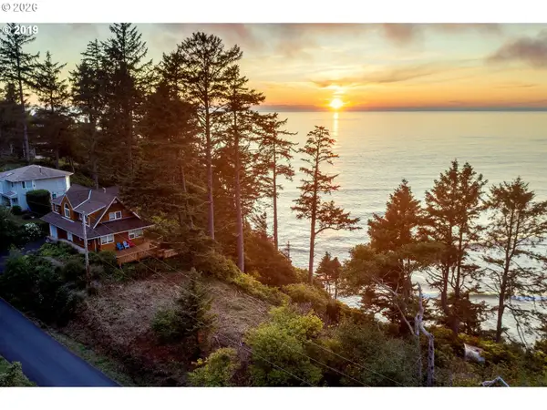 S Beach Rd, Neskowin, OR 97149