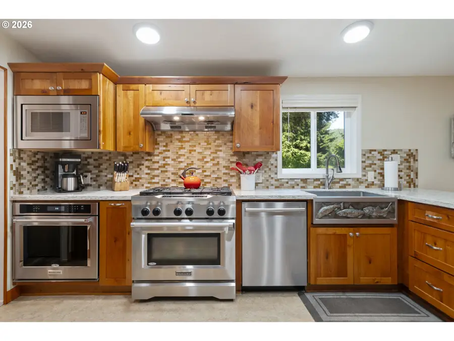 1093 S Grayling St, Rockaway Beach, OR 97136 - #2