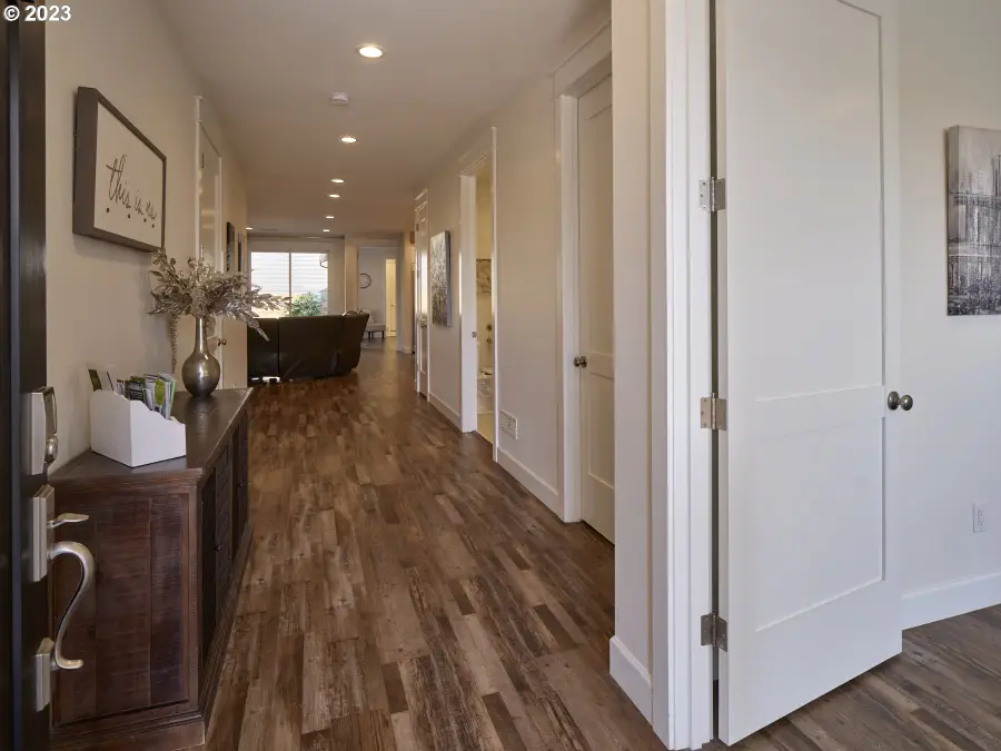 526 3rd St, Woodland, WA 98674 - #2