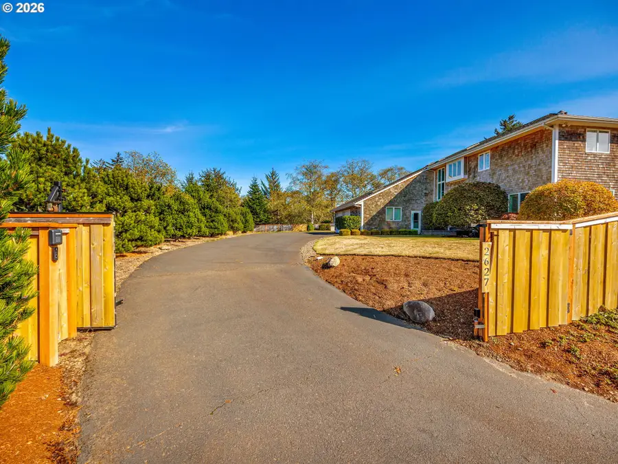 2627 Pine Ridge Dr, Gearhart, OR 97138 - #3