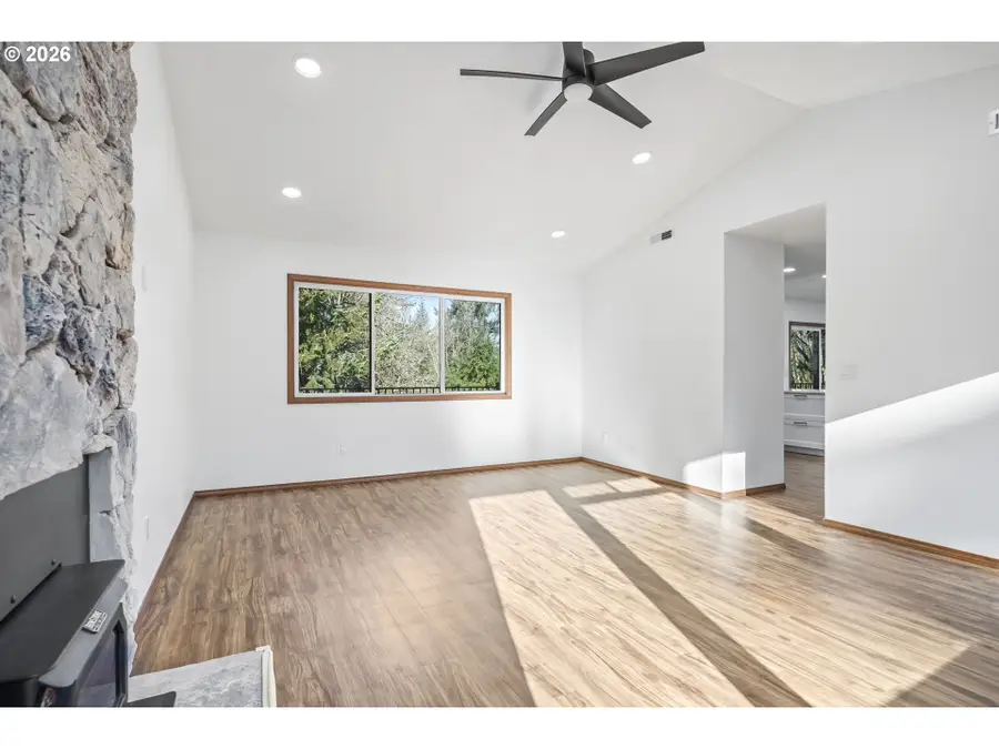 13445 Applegate Ter, Oregon City, OR 97045 - Image #3