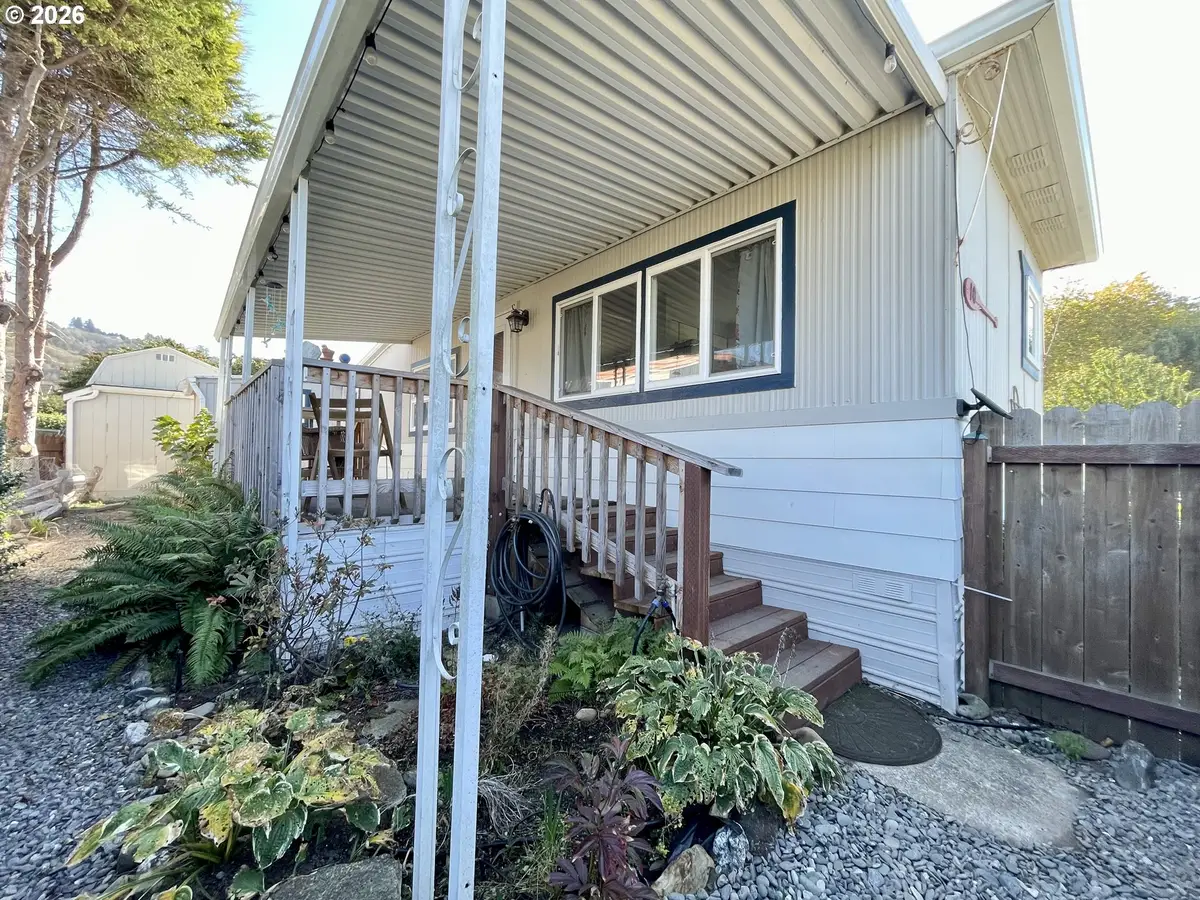 98090 W Benham Ln # 10, Brookings, OR 97415 - #1