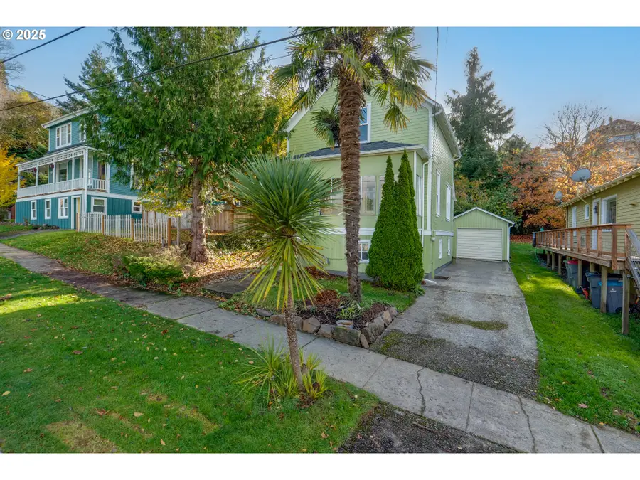 3775 Duane St, Astoria, OR 97103 - Image #2