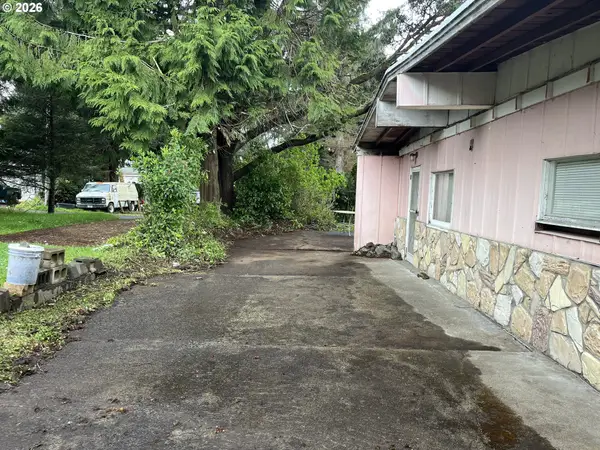 681 SE Port Ave, LincolnCity, OR 97367