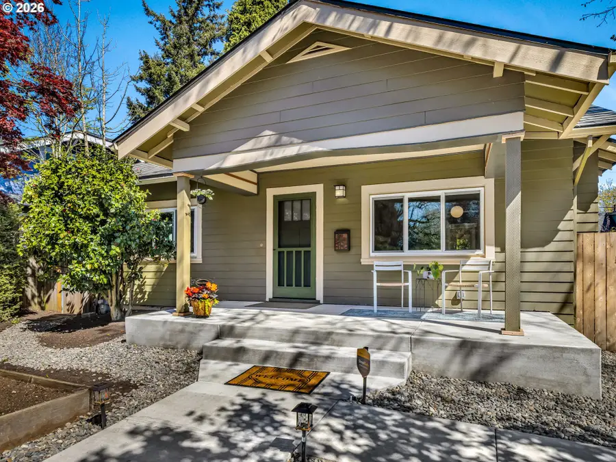 6104 N Kerby Ave, Portland, OR 97217 - #2