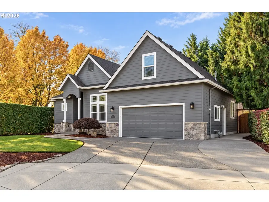 2697 Crowther Dr, Eugene, OR 97404 - #2