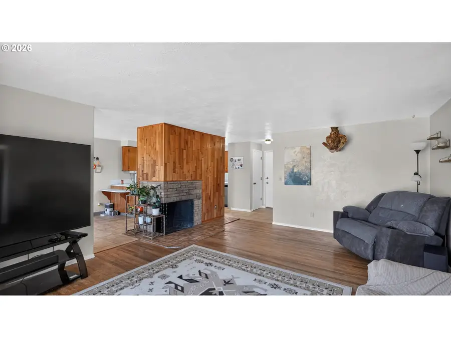 644 SE 45th Pl, Salem, OR 97317 - #3