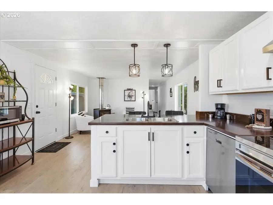 151 Edwards Rd S #69, Monmouth, OR 97361 - #3