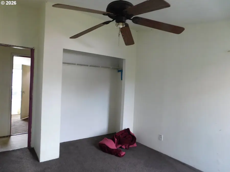 204 E Ivy Ave, Gervais, OR 97026 - #2