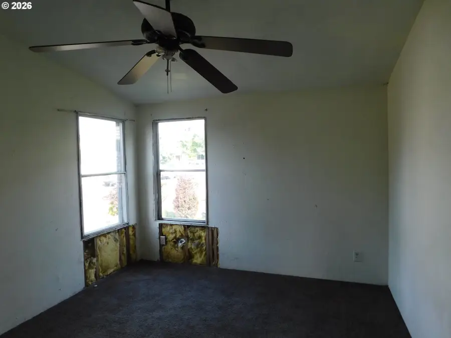204 E Ivy Ave, Gervais, OR 97026 - #3