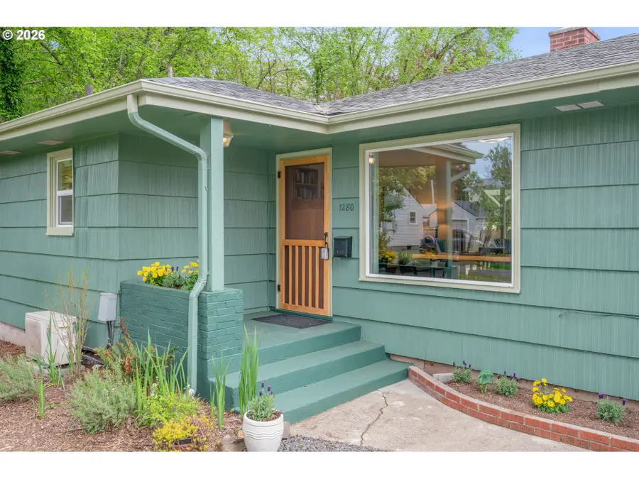 1280 Bailey Ave, Eugene, OR 97402 - #2