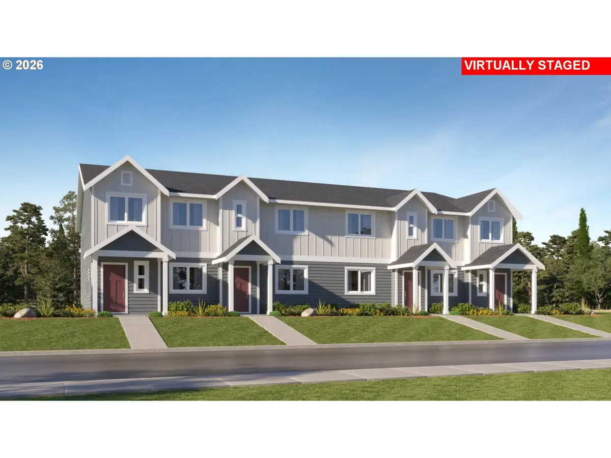 2422 Sawtelle Dr, Woodburn, OR 97071 - #1