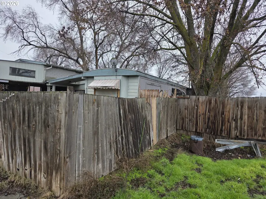 81876 Highway 395, Hermiston, OR 97838 - #2