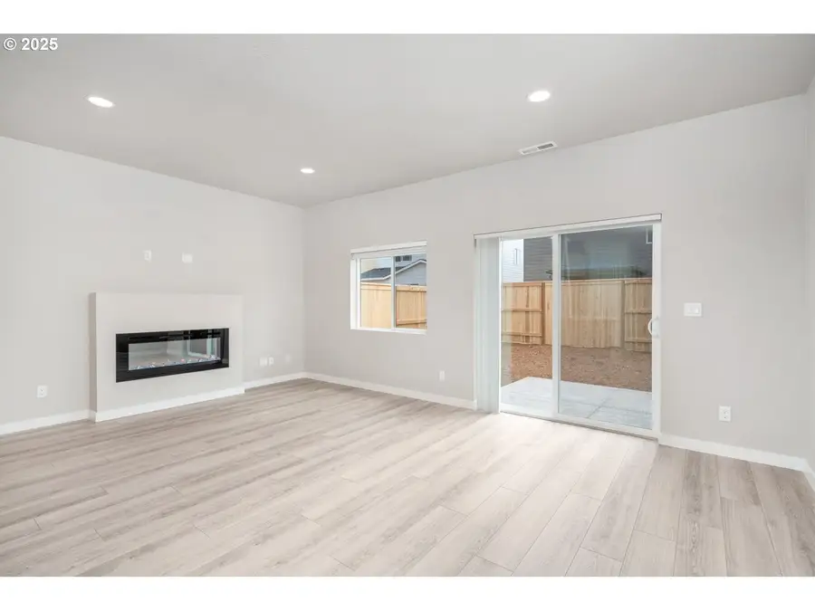 2833 S Heather St #Lot 850, Cornelius, OR 97113 - Image #3