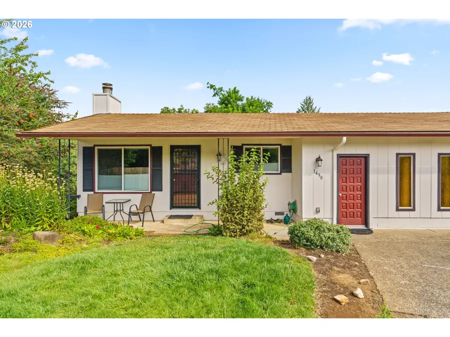 1490 Carobelle Ct, Cottage Grove, OR 97424 - #2