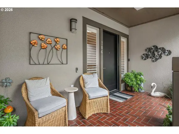 706 NW Westover Ter, Portland, OR 97210