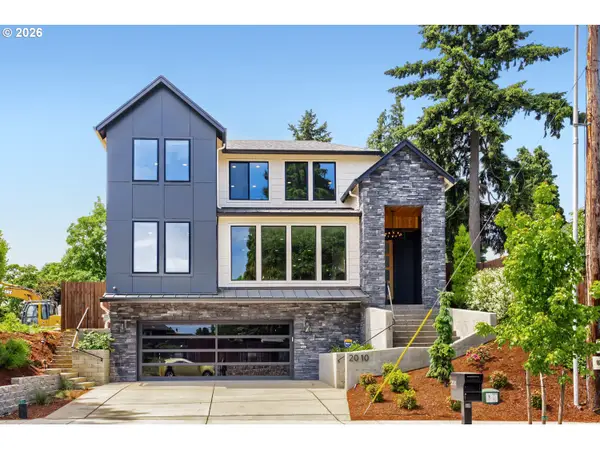2010 Lincoln Ave, Vancouver, WA 98660