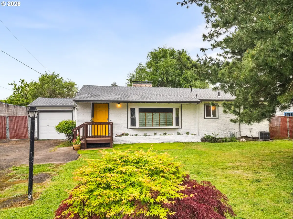 321 SE 108th Ave, Portland, OR 97216 - #1