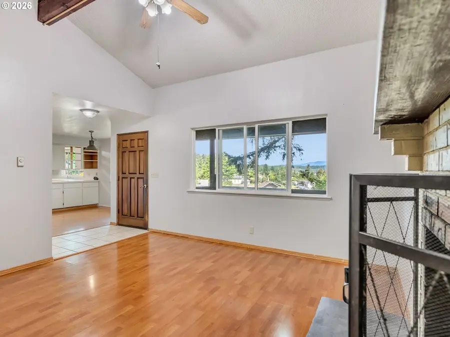 343 Cumberland St, Astoria, OR 97103 - #3