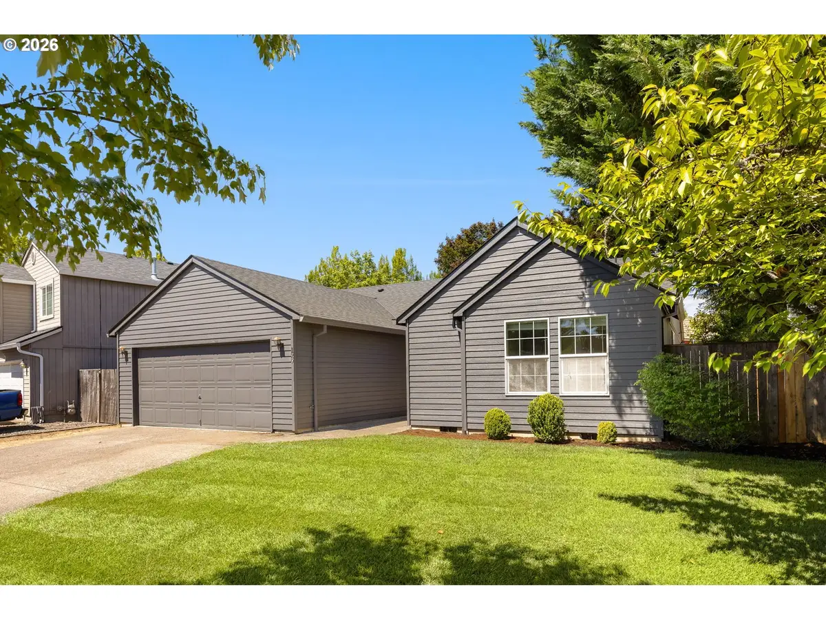 129 NE Lenox St, Hillsboro, OR 97124 - #1