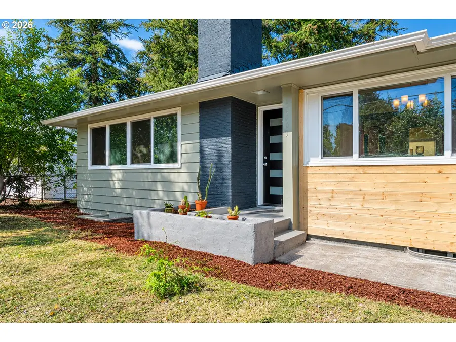 12601 SE Market St, Portland, OR 97233 - #2