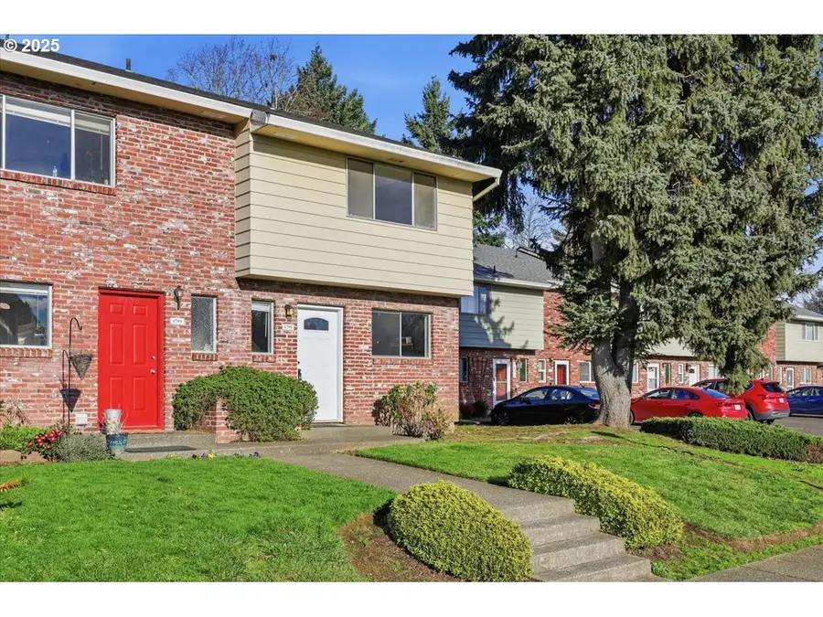 1795 NE 19th St, Gresham, OR 97030 - Image #2